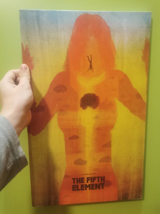 Постеры-холсты фильмов.