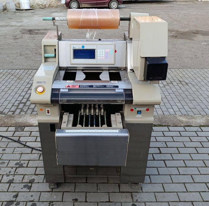 Упаковщик. Пакувальна машина. Обгортник. Етикетувальник. Стрейтч-плівк