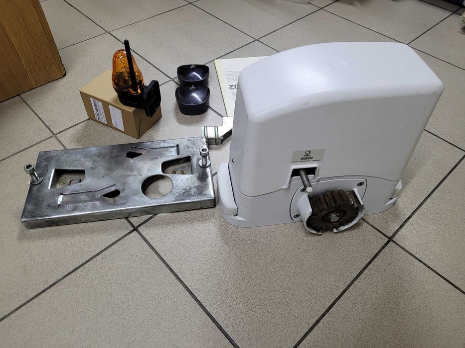 napęd KEY do bramy przesuwnej