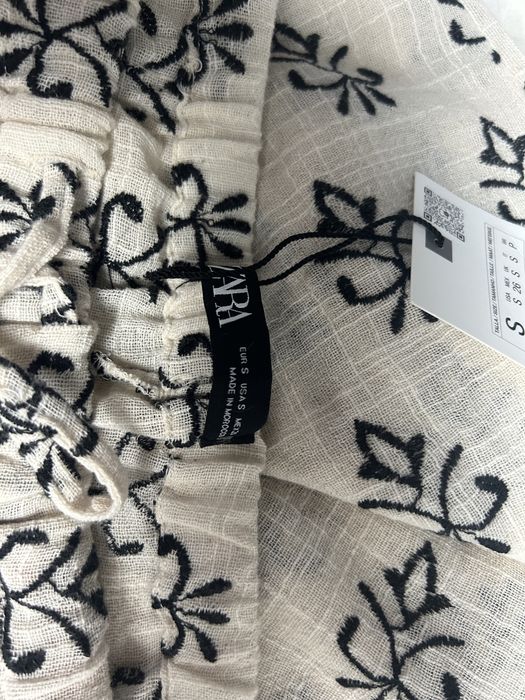 Nowe piękne lekkie spodnie Boho rozmiar S haft haftowane Zara