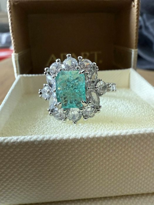 Nowy srebrny pierścionek z turmalinem