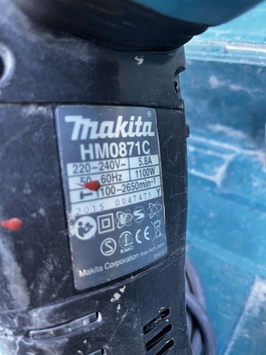 Makita HM0871C młot udarowy wyburzeniowy