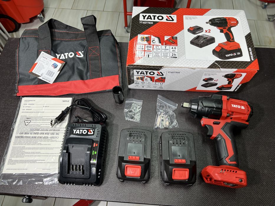 Бесщеточный аккумуляторный ударный гайковерт YATO YT-8277935 Комплект