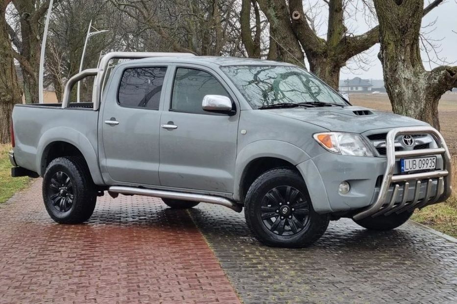 Продам Toyota Hilux