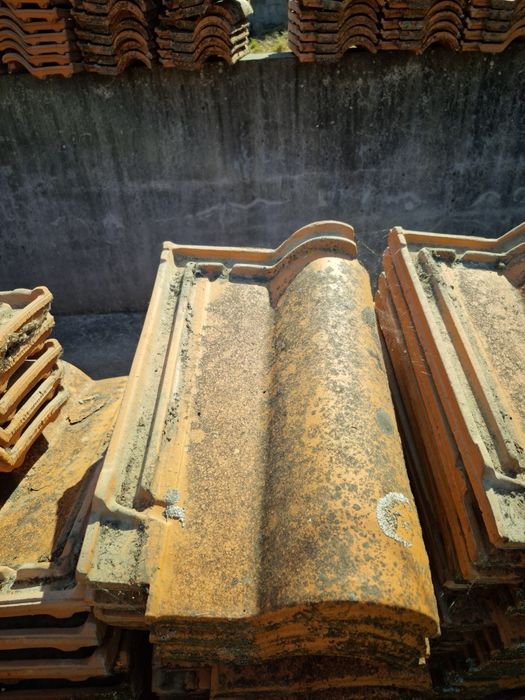 Telhas usadas em bom estado