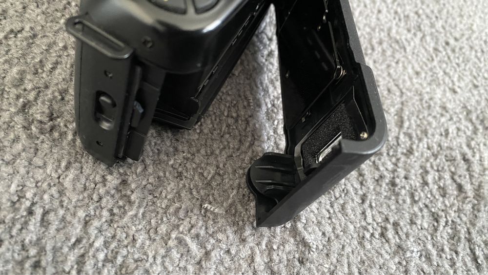 Nikon F-601 Used64585430785283122