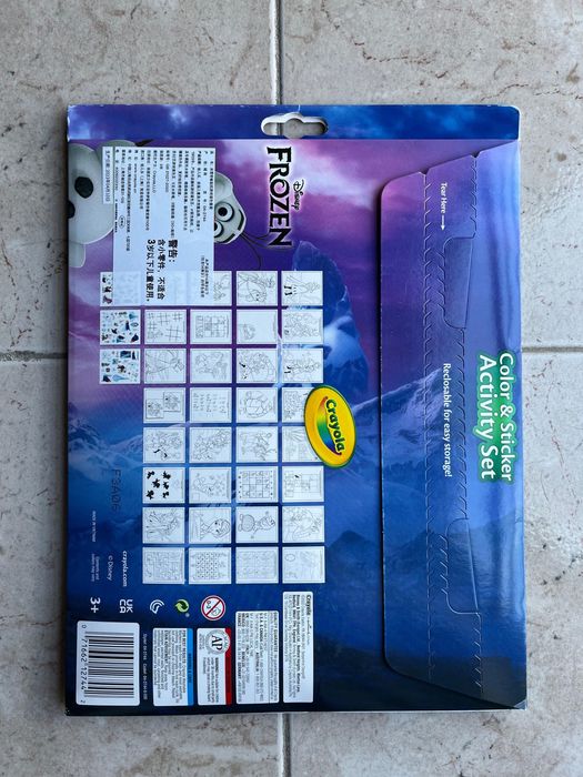 Kit de pintura e autocolantes Frozen