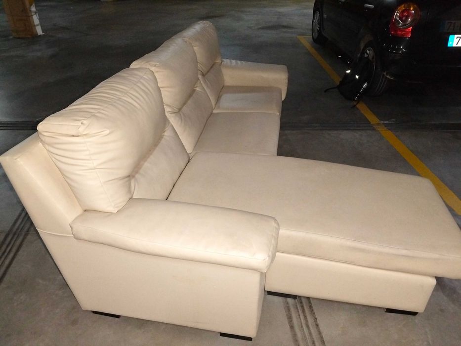 Sofá 3 lugares com chaise longue