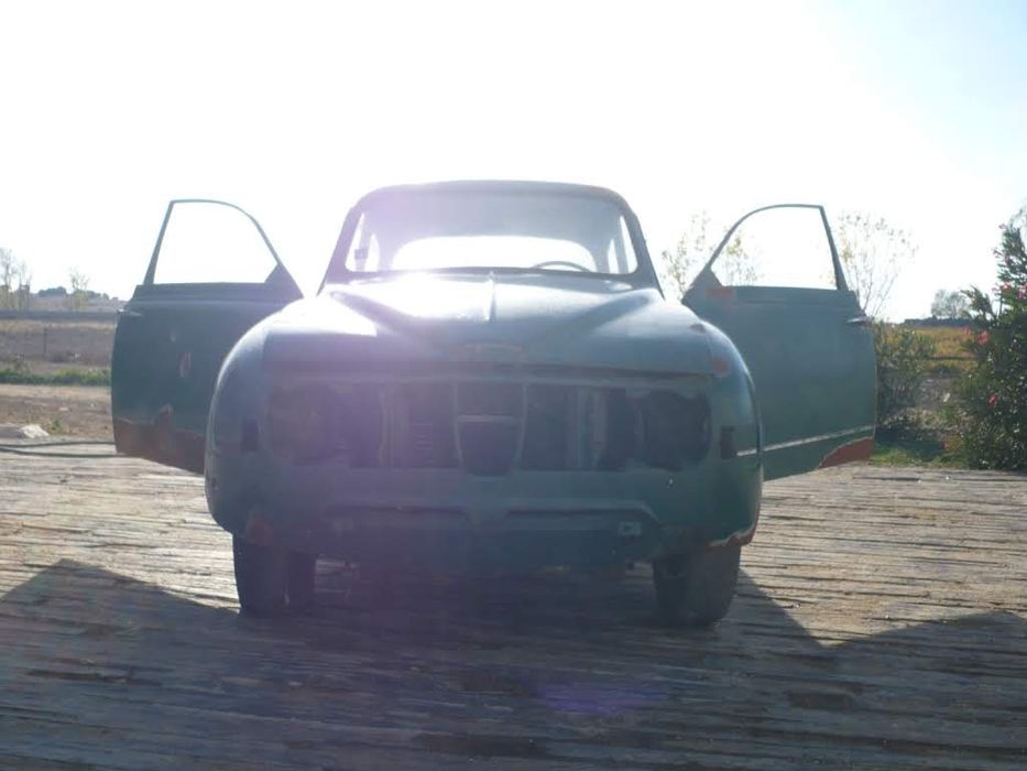 Saab 96 V4 para restauro