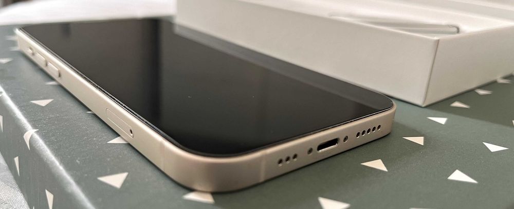 iPhone 13 128GB Starlight, Excellent Condition64752098832131122