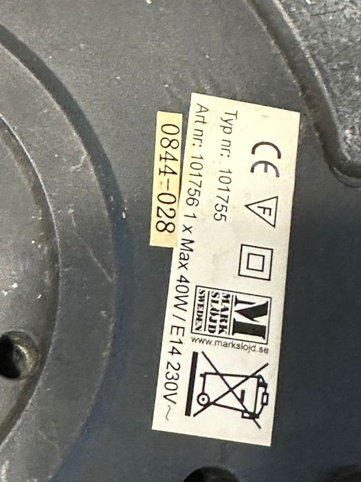 Lampa podłogowa metal