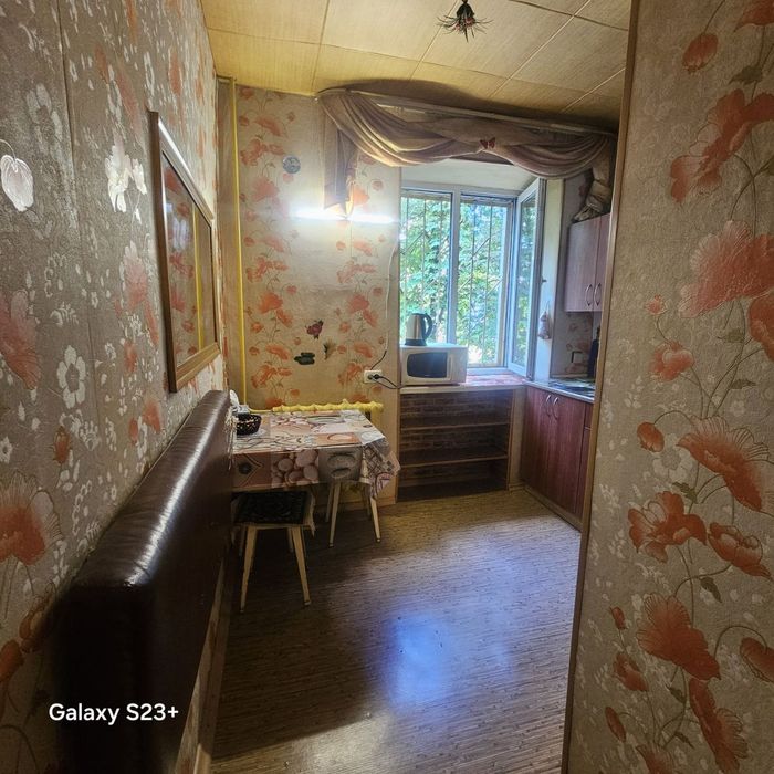 Сдам 2х ком.квартиру на Инглези 3