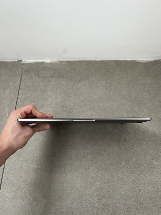 600$ MacBook Air 13" 2020 MGN73 M1 / 8 GB / 512gb SSD