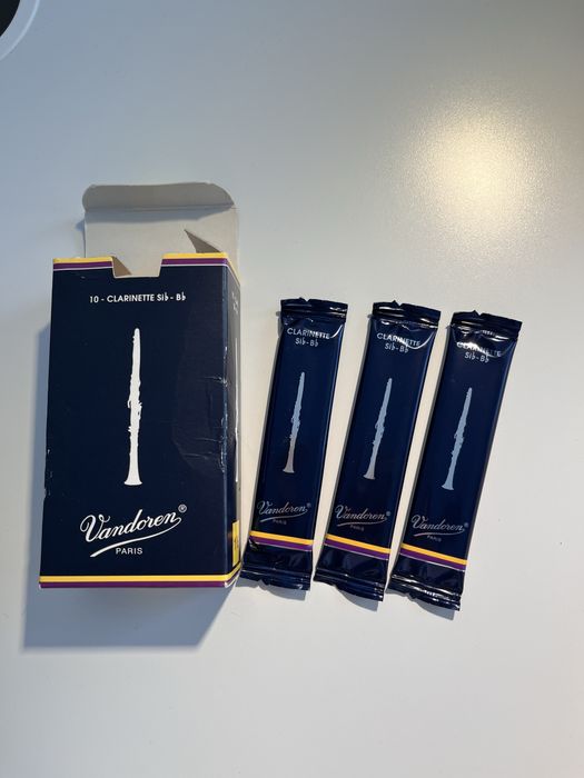 palhetas de clarinete423493120484321284