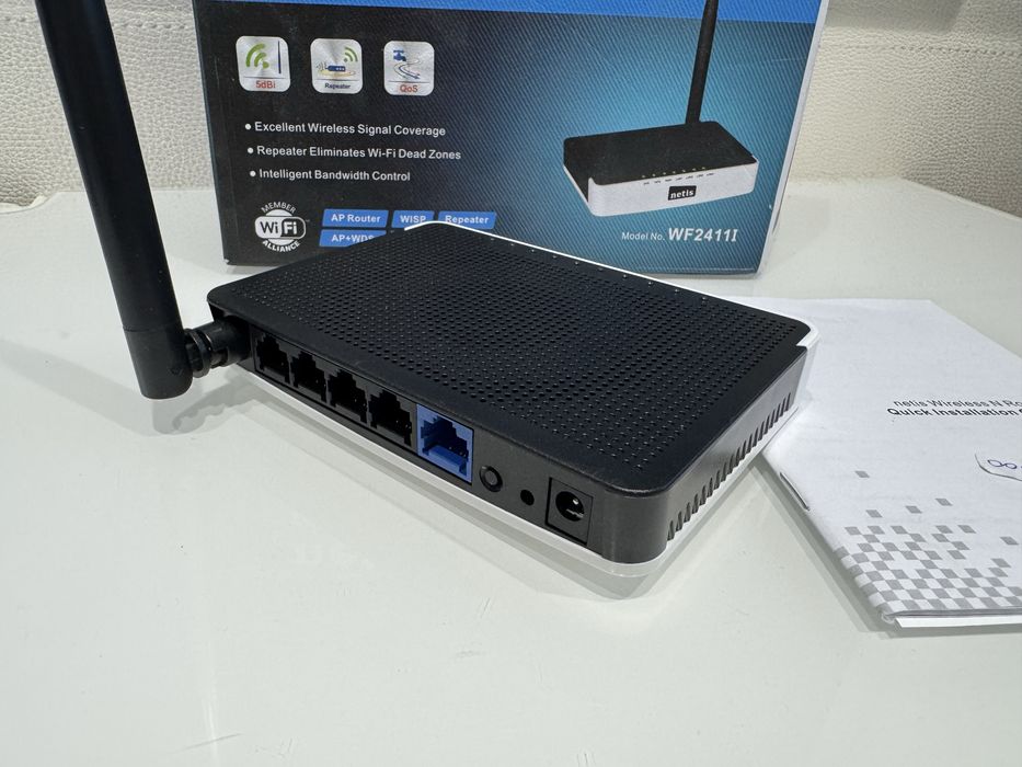 Router Netis WF2411.