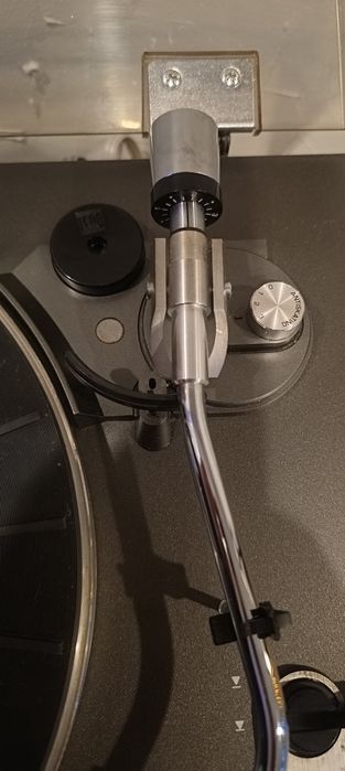 Akai AP-100 gramofon