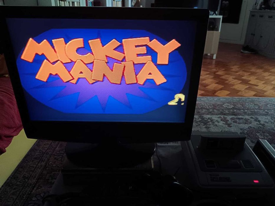 Mickey Mania (SNES, 1994, PAL FR) – Caixa e Manual | Pequeno Defeito no Manual