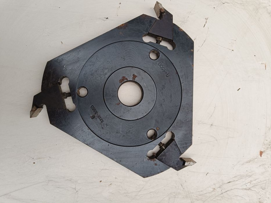 Фреза пазовая по дереву и мрамору