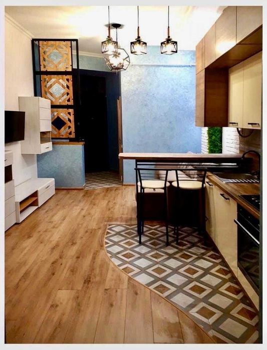 Оренда 1 кім. квартири з паркомісцем у центрі, вул. М.Вовчка, Львів