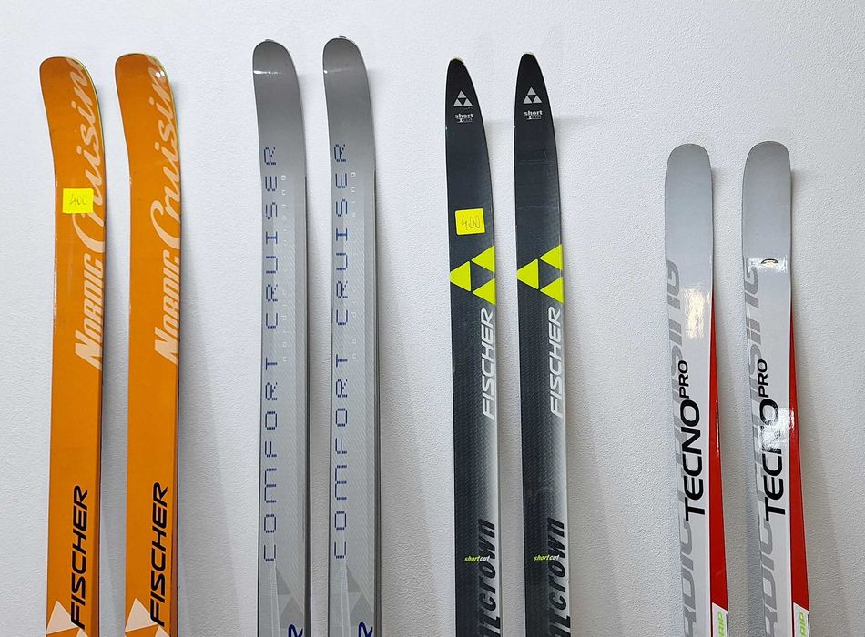 LEGIONOWO Narty Biegowe Fischer Crown z Łuską