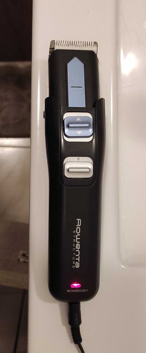 Máquina de cortar cabelo e barba Rowenta