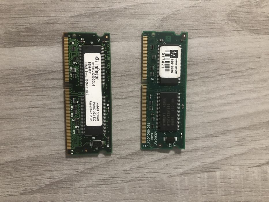 Memória SD RAM PC1 64MB