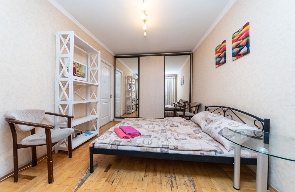 Центр, М. Олімпійська, вул. Володимирська,89