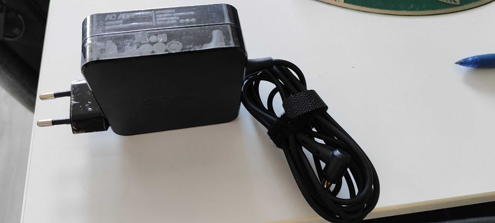 Ładowarka ASUS ADP-65DW A