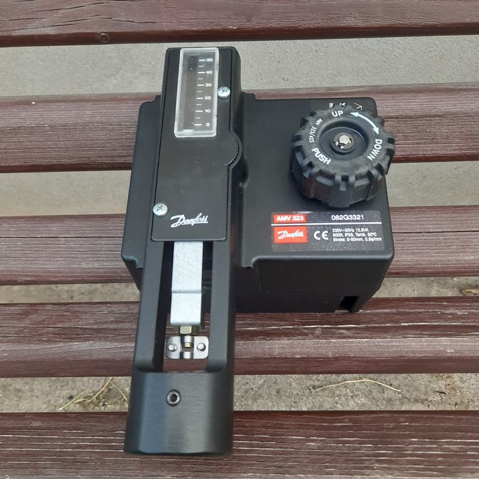 Automatyczny napęd zaworu, siłownik Danfoss AMV 323