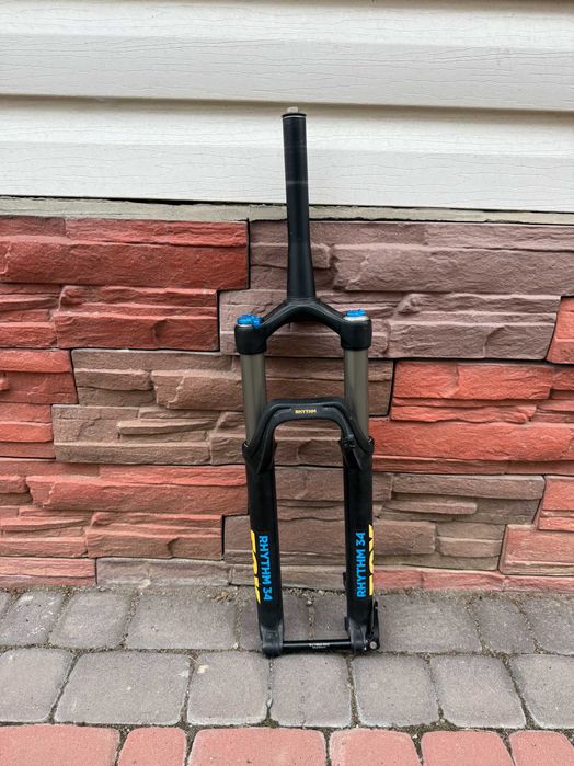 Fox 34 Rhythm 150mm 27.5 Boost (Шток 22см)