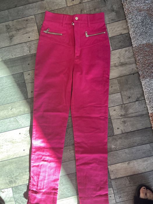 Spodnie rozowe zara wysoki stan