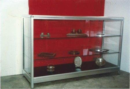 Vitrines em alumínio com várias medidas e acabamentos