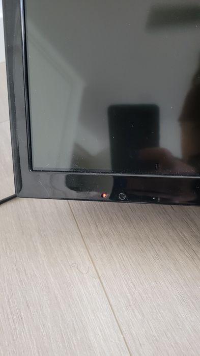 TV Kunft 32VDL16 + suporte