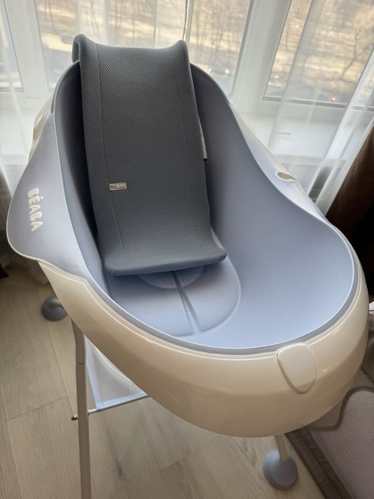 Beaba ванночка, пеленатор, шезлонг та ніжки