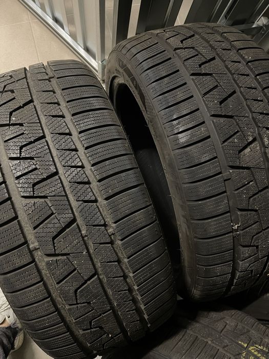 255 40 R19 22 rok Komplet opon zimowych 7, 7,5 mm