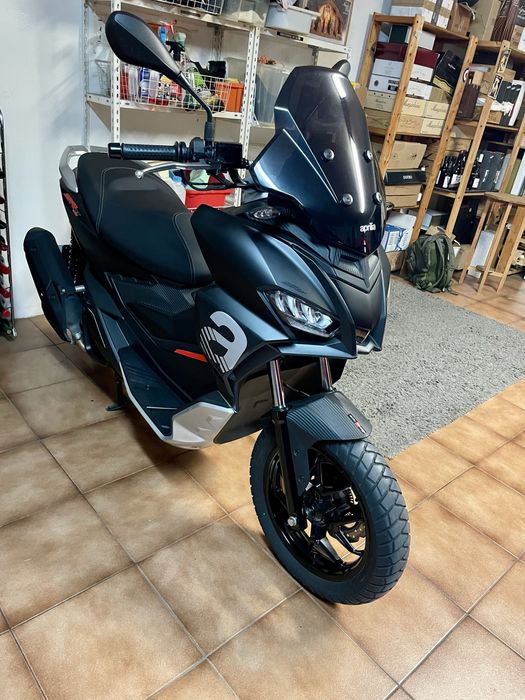 Aprilia sr 125 gt sport