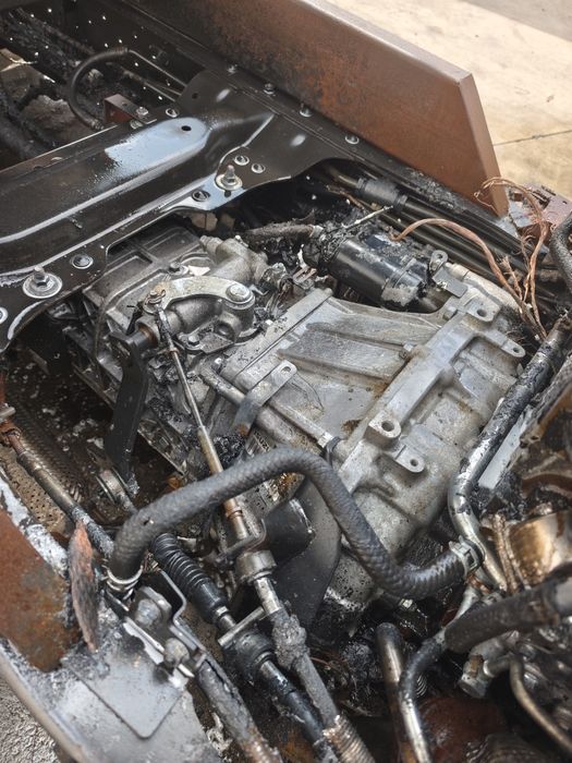 Isuzu N1R tribasculante de 2021