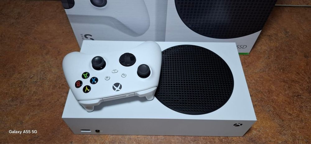 X Box series S 512 GB в ідеальному сьані