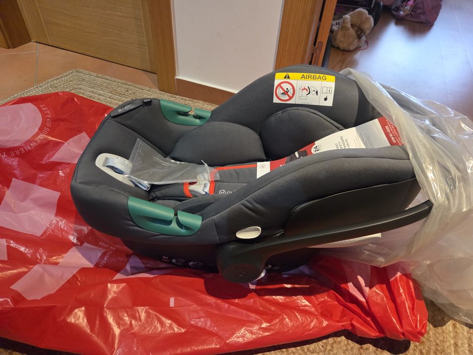 Cadeira Automóvel Cybex ATON B2 I -SIZE 0+