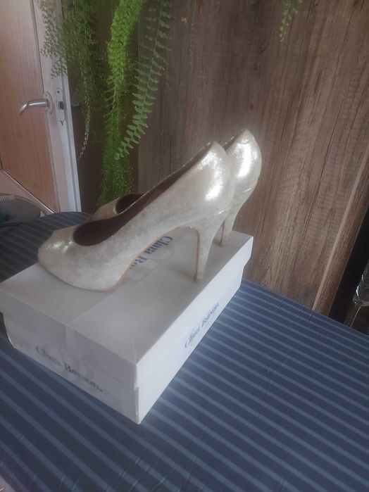buty venezja r.38