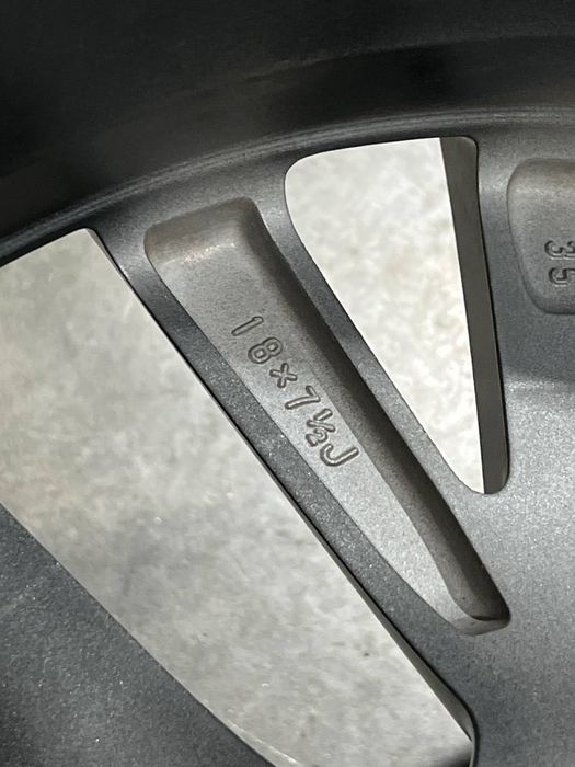 Диски оригинал Lexus NX R18