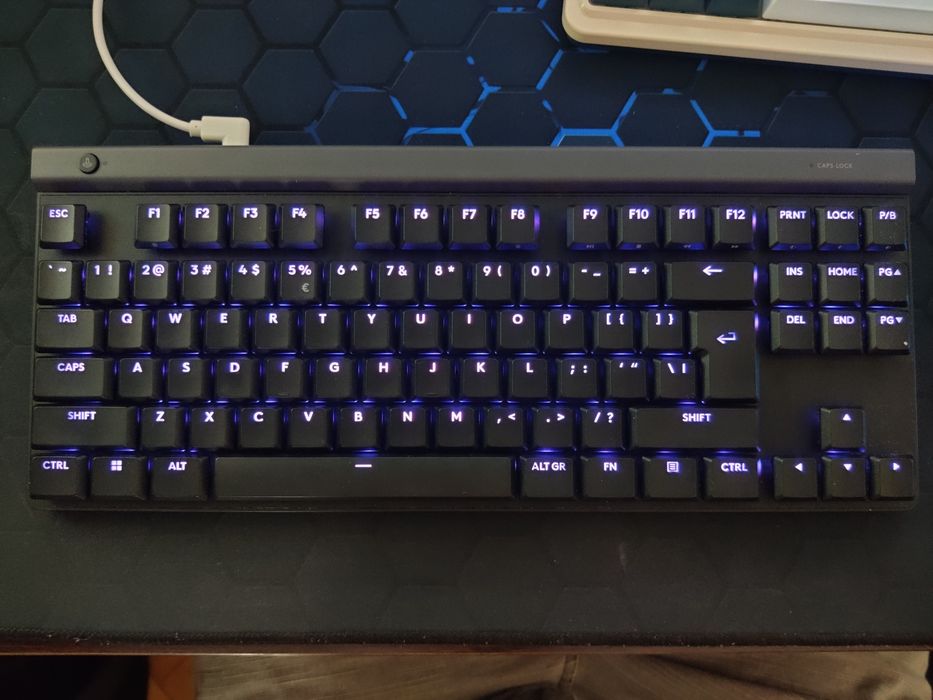 Klawiatura Logitech G515 tkl