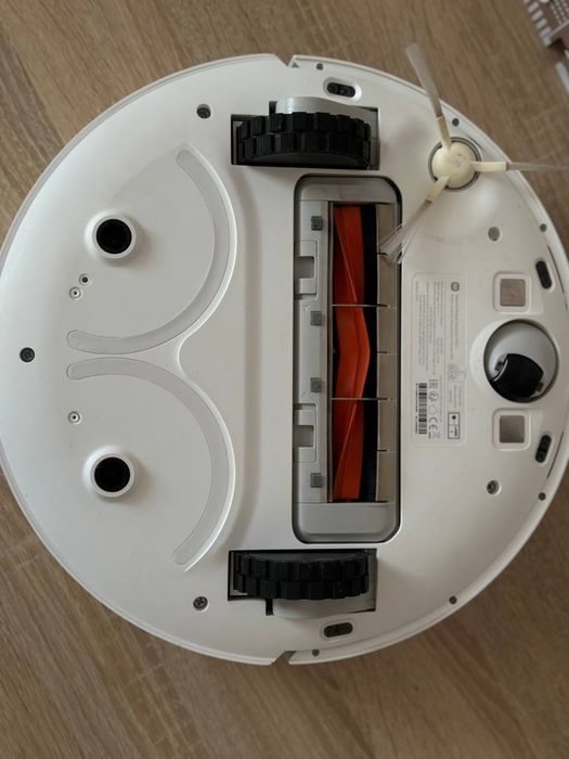 Робот пилосос Xiaomi S10+ (не працює мийка)