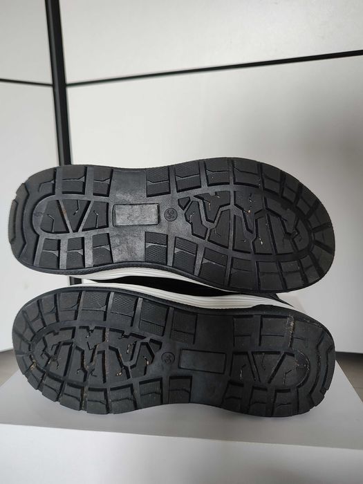 Buty zimowe Calvin Klein r34