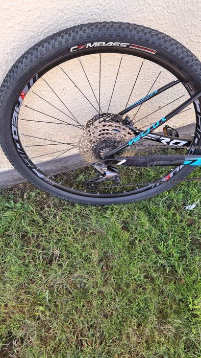 Vendo esta bicicleta deed vector pro de carbono como nova
