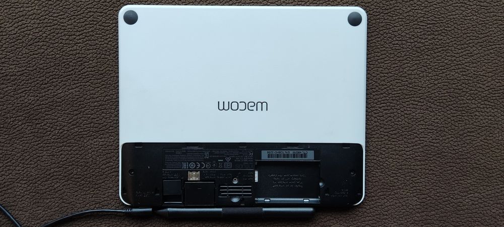 Wacom Intuos CTL-490 Graphics Tablet in Excellent Condition64586204509699122