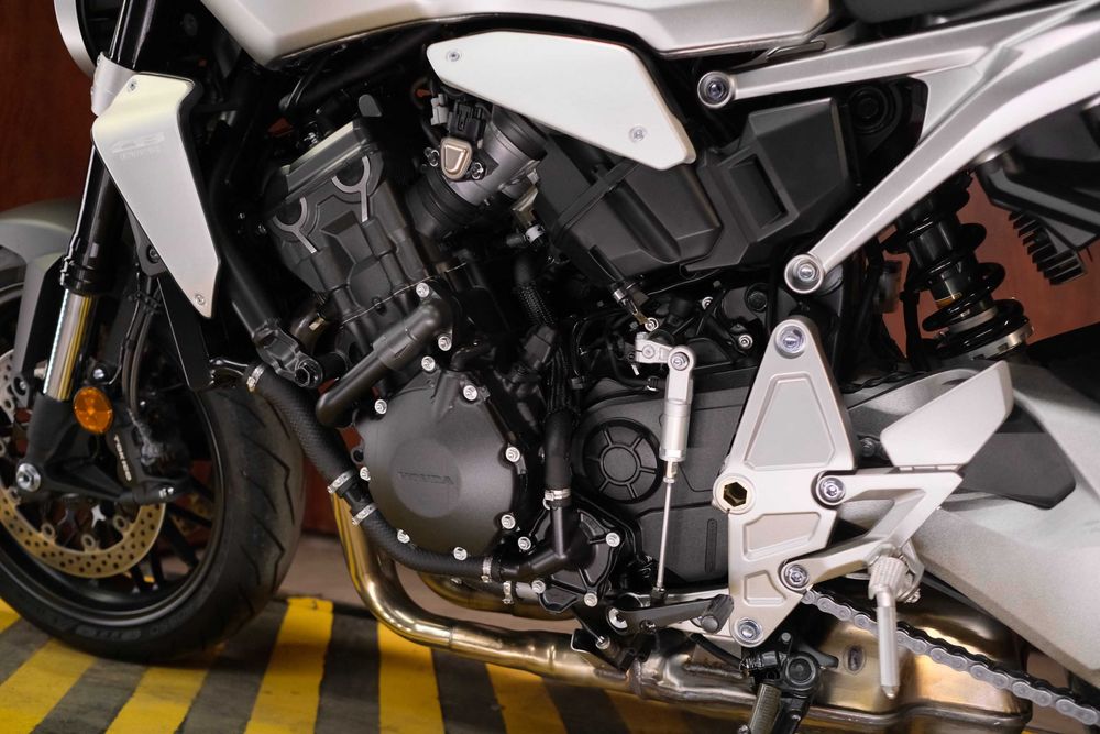 Honda CB1000R із Японії