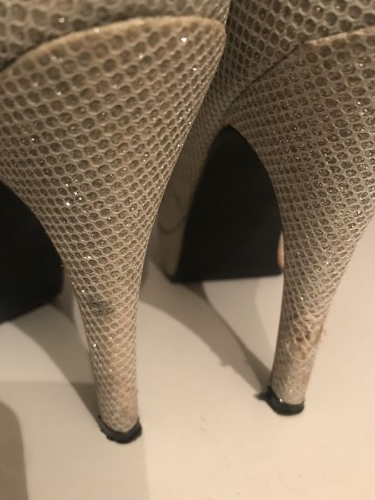 Buty szpilki srebrne