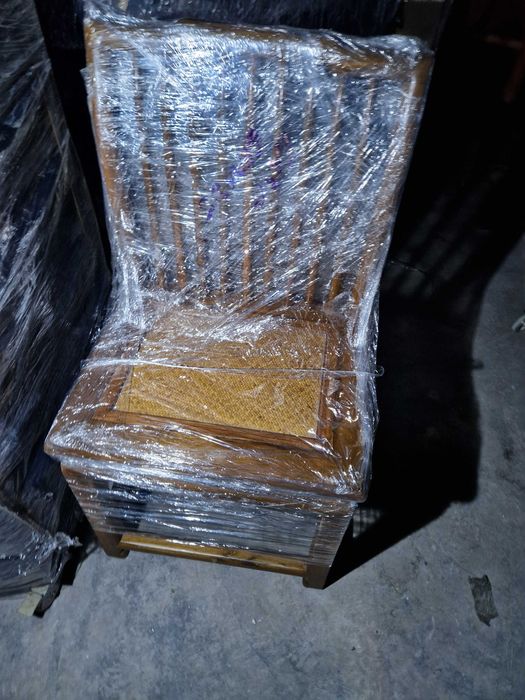 Consola oriental muito bonita