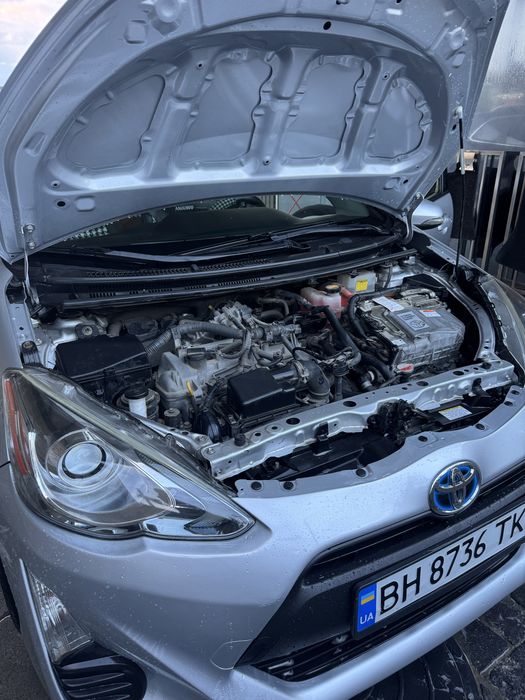 Toyota Prius C (2015)